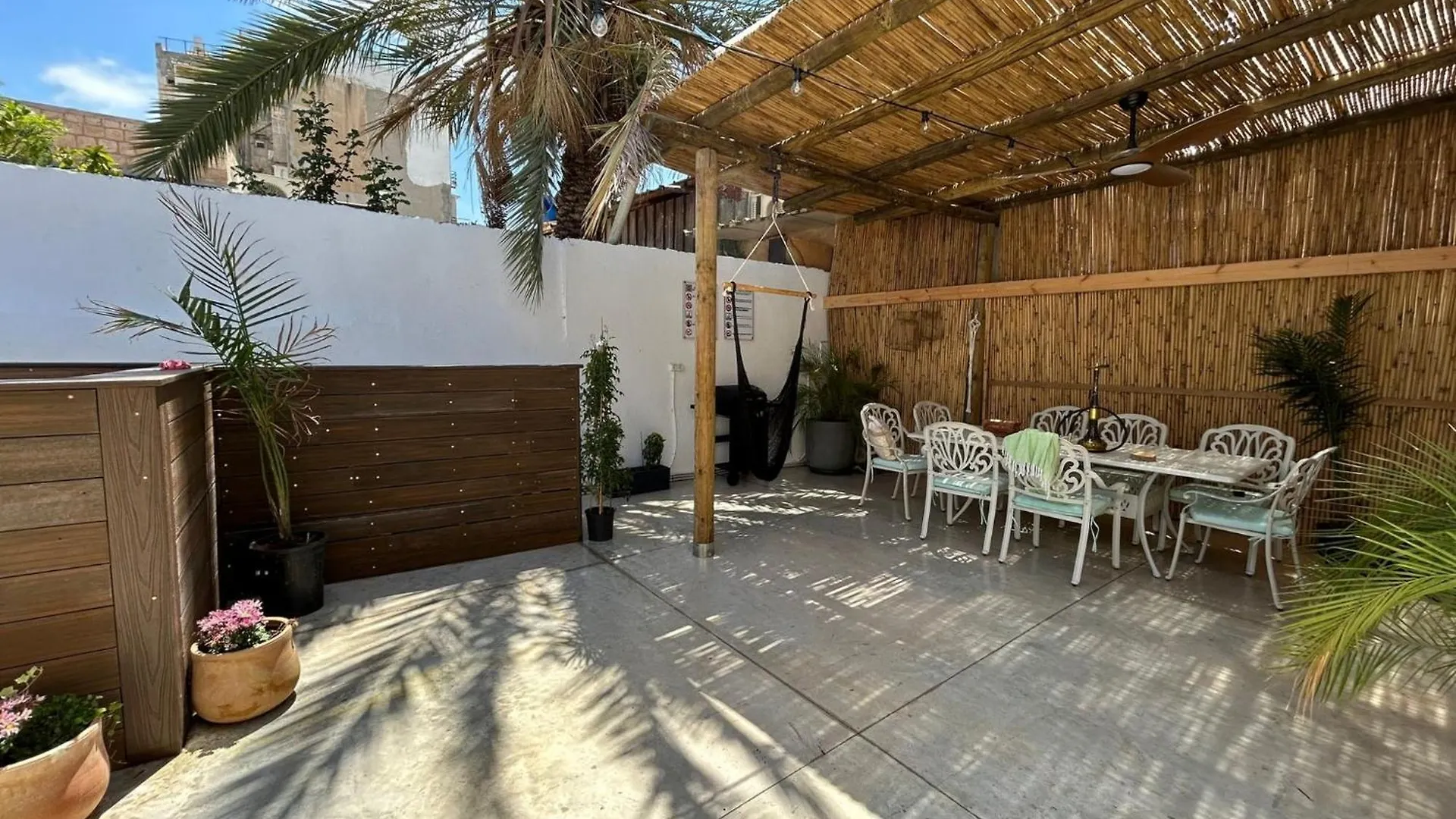 Apartment Port City Haifa - Urban Oasis In Downtown
