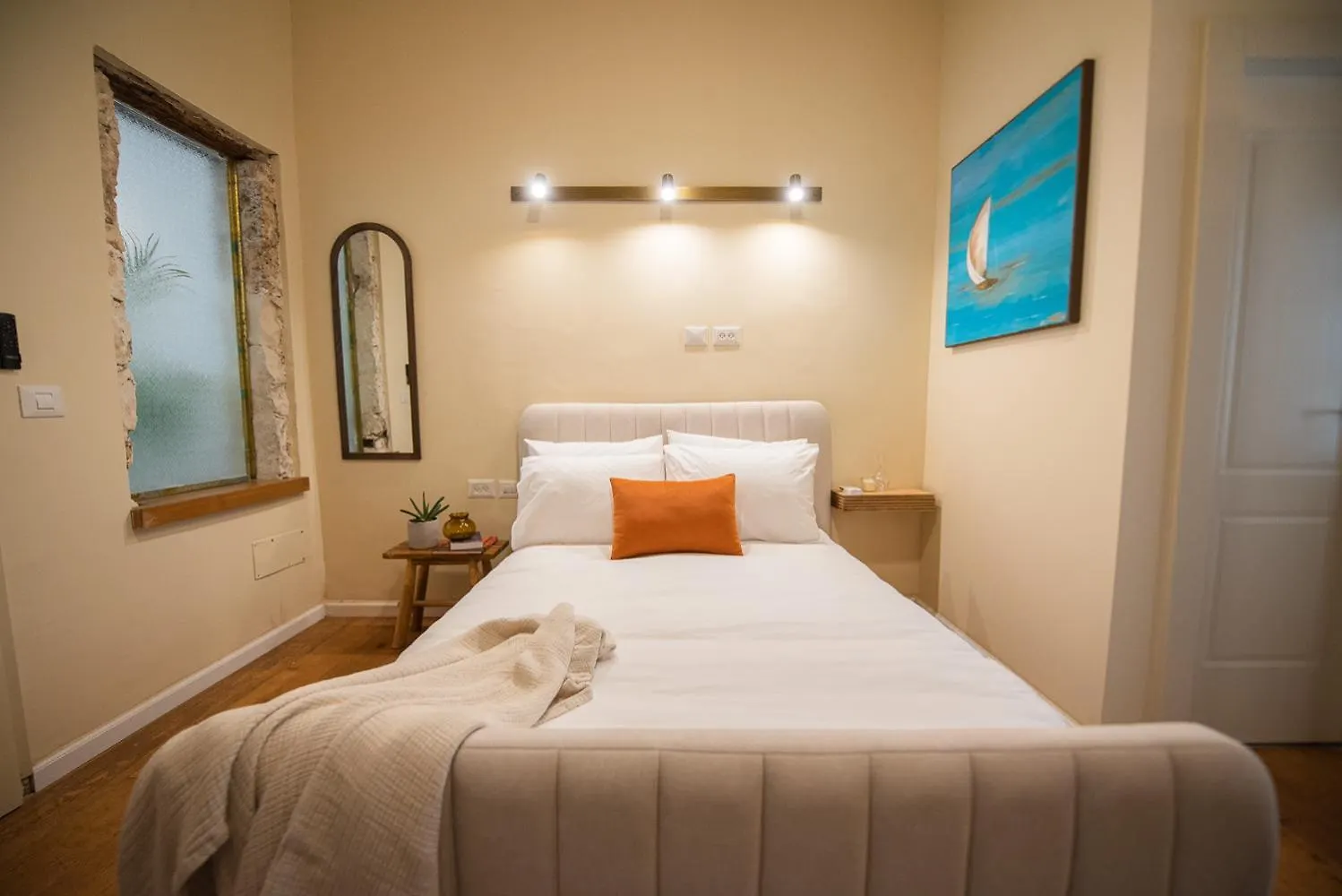 Port City Haifa - Urban Oasis In Downtown Apartment
